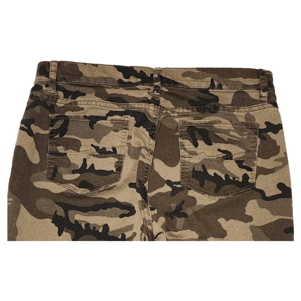 New York & Company Camo Pants, Stretch Skinny Jeans, Size 6 - Picture 4 of 7